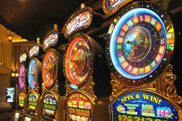 Result announcement and payout confirmation Draw result announcement and winning confirmation
